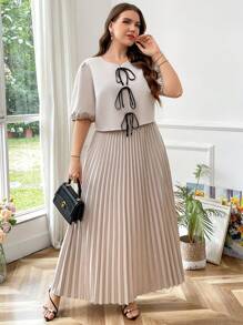 SHEIN Privé 2 件大码女式套装：短袖圆领黑色蝴蝶结简约优雅上衣和宽松长款百褶裙，适合通勤，灰色和杏色新品