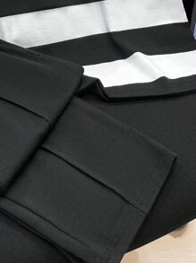 SHEIN 2pcs Boy Young Boy Casual Versatile Striped Pattern Patch Crewneck Short Sleeve T-Shirt And Loose Solid Color Knit Pants Set, Suitable For School, Garden, Beach, Birthday In Spring, Summer, Autumn, Winter - Black - View 7