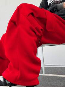 Manfinity Hypemode Men's Casual Solid Color Drawstring Waist Cargo Sweatpants - Red - View 4