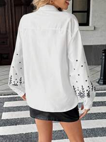 Calvaya Blusa holgada, de manga larga, con estampado floral, cuello de solapa y abertura frontal, elegante y versátil, ideal para uso casual y diario