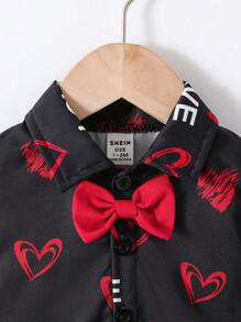 SHEIN 男婴两件套服装，爱心印花短袖连体衣+围兜裤套装 - 黑色 - 查看 5