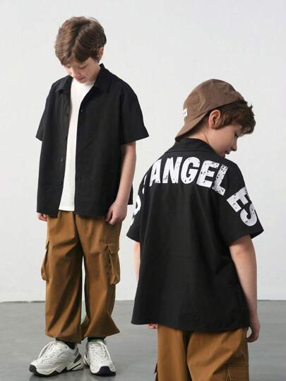 SHEIN Leap Crew 2 件套青少年男孩休闲装：大字母印花短袖 Polo 衫和带口袋的松紧腰工装裤，适合秋季/春季/夏季，非常适合户外玩耍、学校、街头装、派对和休闲