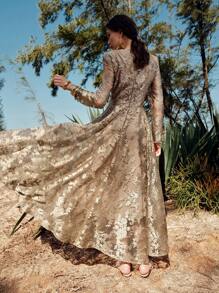 Anewsta 精致奢华蕾丝长袖金色连衣裙，优雅精致的设计 - 卡其色 - 查看 2