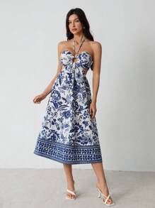 SHEIN Tall 女士蓝白花朵印花挂脖镂空腰浪漫休闲度假连衣裙 - 藍白色 - 查看 3