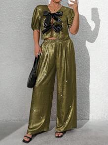 Flirla 大码女式优雅金色金属泡泡灯笼袖上衣，带蝴蝶结装饰和直筒七分裤，两件套，夏季 - 金色 - 查看 1