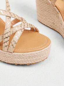 Styleloop Women's Woven Rope Platform Wedge Sandals, Vacation Style BOHO Chic Retro American Western Music Festival Party Outfit - Gold - View 3