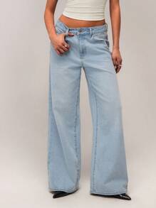 Forever 21 New Spring Women's Low Rise Loose Flare Leg Casual Commuter High Street Washed Light Blue Retro Versatile Jeans Pants - Baby Blue - View 3