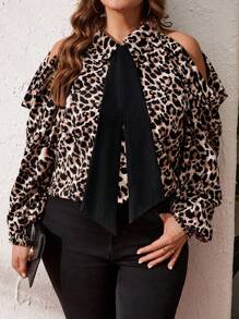 SHEIN LUNE Plus Size Fashionable Leopard Print Patchwork Open Shoulder Bell Sleeve Blouse - Beige - View 3