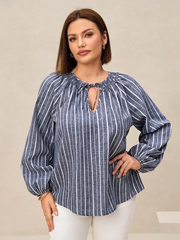 SHEIN Clasi Bluză cu mâneci lanternă în carouri de primăvară de mărime Plus pentru femei, îmbrăcăminte casual elegantă de zi cu zi