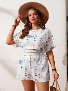 SHEIN LUNE Plus Size Floral Print Batwing Sleeve Top And Shorts 2 Pieces Set, Holiday Casual Summer Outfits For Women Two Pieces Set Women Vacation Outfits Woman Resort Outfits, Vacation Outfits Woman