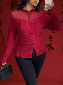 SHEIN Clasi 大码立领纽扣装饰网眼拼布凸起纹理材质浪漫中式休闲/正式长袖 T 恤，情人节 - 酒紅色 - 查看 1