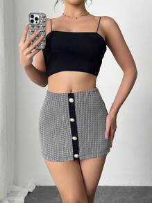 Chiquease Women's Houndstooth Pattern Decoration Buttons Minimalist Skirt With Zipper - Black - View 4