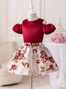 SHEIN Glamorique Kids 年轻女孩 2 件缎面泡泡袖上衣搭配提花裙套装，优雅时尚，适合春夏日常穿着、派对和聚会，展现女孩优雅、活力和可爱的风格 - 酒紅色 - 查看 5