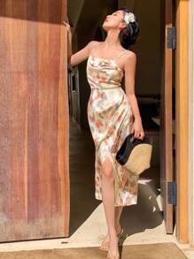 DAZY Vestido de mujer con estampado floral, plisado, con abertura y sin mangas, de largo medio, tipo vestido de verano