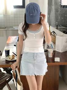 DAZY Women's Crew Neck Color Block Short Sleeve T-Shirt - White - View 4