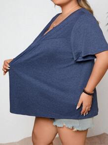 SHEIN CURVE+ 大码女式蓝色 V 领短袖休闲宽松 T 恤，夏季 - 藍色 - 查看 4