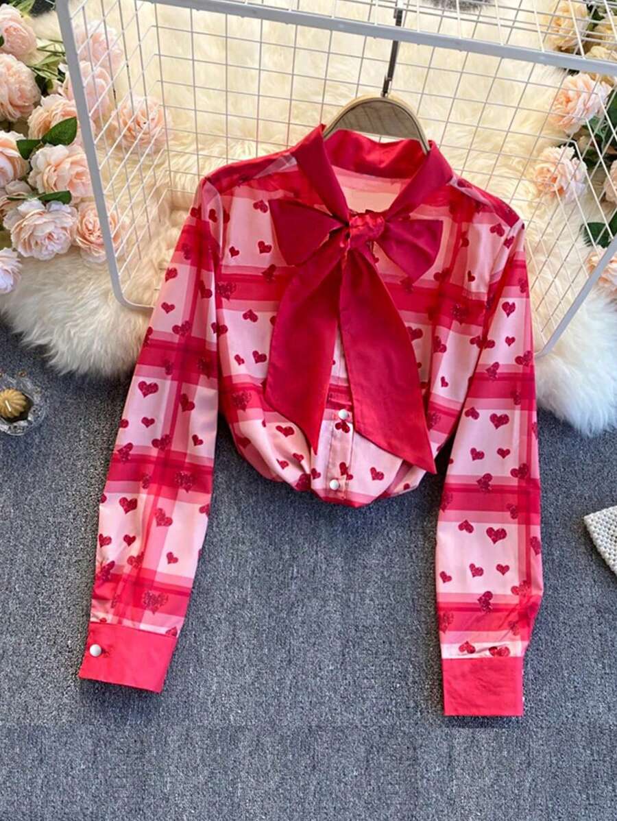 SHEIN LUNE Valentine's Day Heart-Shaped Red Ribbon Bow Decor Shirt