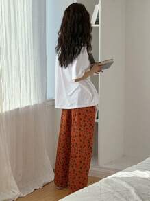 DAZY 2pcs Women Plant Print Loose Short Sleeve Pajama Set - White - View 2