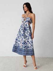 SHEIN Tall 女士蓝白花朵印花挂脖镂空腰浪漫休闲度假连衣裙 - 藍白色 - 查看 7