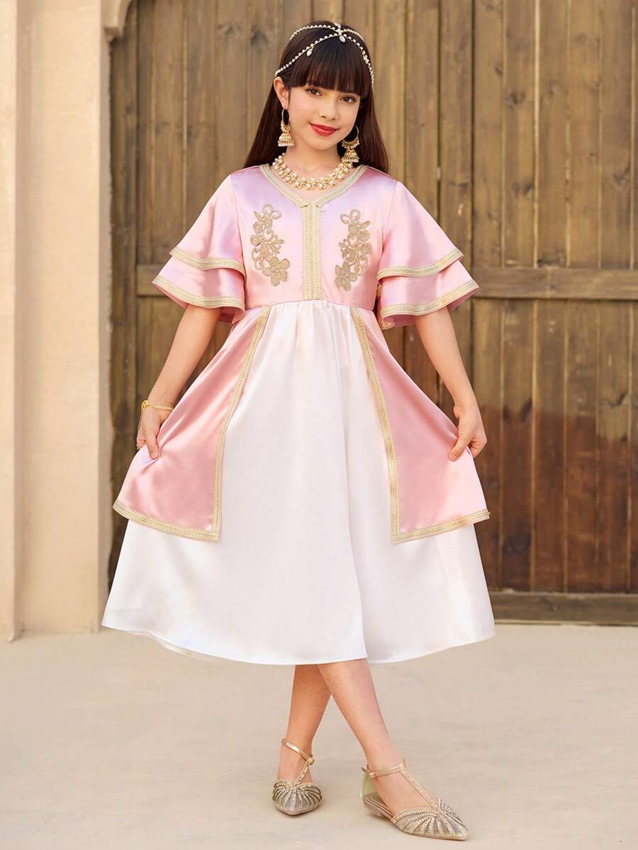 SHEIN Robe de mode décontractée pour fille préadolescente et fillette avec volants, imprimé pied-de-poule et blocs de couleurs. Convient pour l'été, peut être portée comme vêtement extérieur ou couche, matière douce et confortable, adaptée aux occasions décontractées, sorties, vacances, école