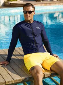 Manfinity Swimmode 2pcs/Set Men Letter Print Zip Front Long Sleeve Top And Shorts Swimsuit Set