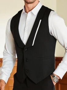 Manfinity Mode Men's Business Attire, Featuring A Formal And Elegant Style With A Classic Black Suit Vest. The Vest Showcases An Asymmetrical White Color-Block Design On The Front Lapel, Adding A Stylish Touch And Enhancing Sophistication. It Makes An Excellent Gift Idea For Boyfriends Or Husbands And Is Suitable For Daily Commuting, Banquets, And Other Formal Occasions. Prom Suits For Men Wedding Outfit For Men Wedding Suits For Men