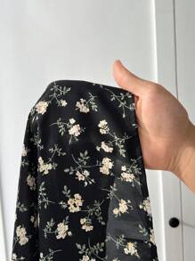 SHEIN EZwear 夏季大码休闲黑色碎花开衩半身裙