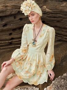 Anewsta Vintage French V-Neck Short Ditsy Floral Dress, Slimming