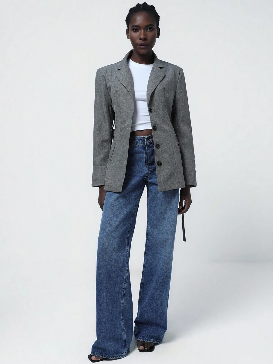 Aveloria Modichic 女士优质宽肩带纽扣前收腰长袖中长款西装外套 - 淺灰色 - 查看 1