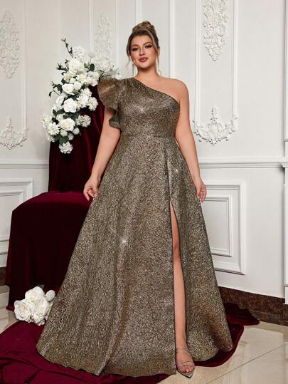 Glamrae 加大码优雅奢华金色提花不对称领口荷叶边袖高开衩至大腿超长礼服、婚礼宾客礼服、派对礼服、晚礼服