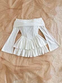 Soleia Weißer gehäkelter Romper mit Rüschen und Trompetenärmeln für Damen, romantischer Urlaubsstil