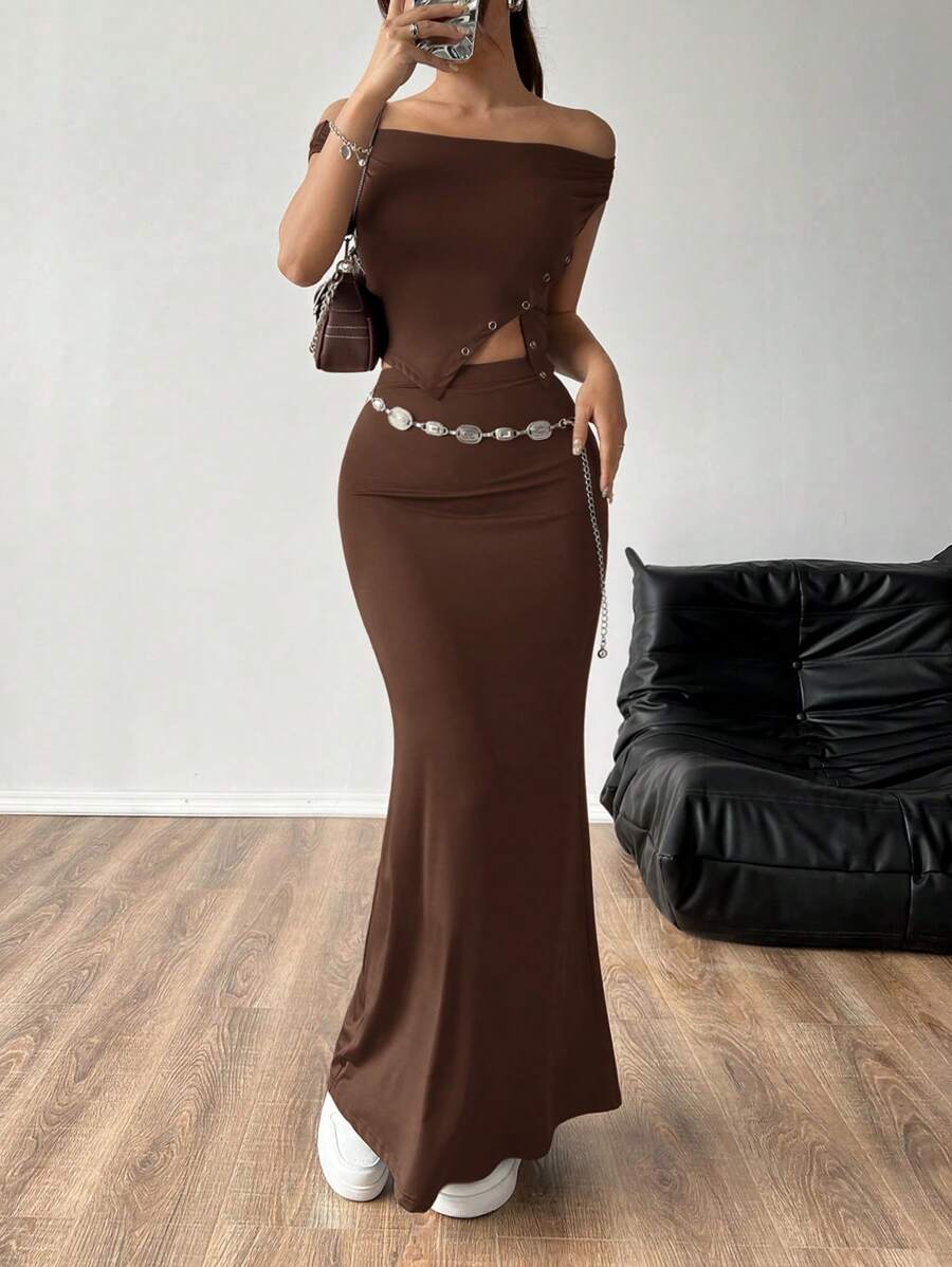 SHEIN EZwear 時尚巧克力棕色兩件式套裝:露肩上衣與長版魚尾裙,女款度假穿搭 - 摩卡棕 - 查看 1