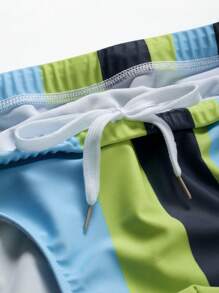 Manfinity Swimmode Men's Simple Fashionable Casual Swim Trunks, For Daily Wear Briefs