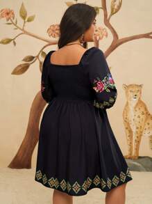 Travachic Plus Size Women Boho Casual Floral Print Black Short Dress, For Summer - Black - View 2