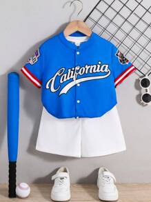 SHEIN 年轻男孩蓝色夏季字母印花撞色圆领短袖纽扣衬衫，街头运动休闲装，柔软舒适，适合户外、运动、通勤、上学、日常、度假、春夏季