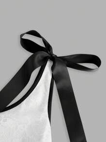 SHEIN Y2K 风格少女拼色蝴蝶装饰修身连衣裙