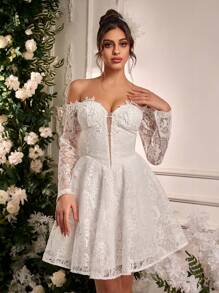 SHEIN Belle Elegante, lujoso y elegante vestido largo de encaje blanco con hombros descubiertos y manga larga con dobladillo amplio, adecuado para festivales, despedidas de soltera, bodas, graduaciones, vacaciones, vestidos para duchas nupciales, pequeño vestido blanco, novia