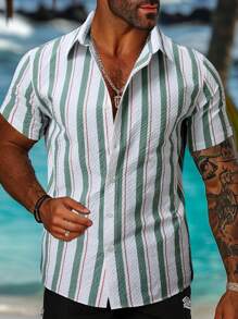 Manfinity RSRT Men's Striped Short Sleeve Single-Breasted Casual Shirt
