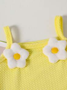 Vestido de verano en tela texturizada de color mostaza con flores bordadas, adecuado para uso al aire libre, para niña bebé