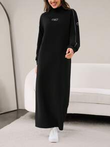 Mulvari High Collar Contrast Edge Pocket Front Print Long Sweatshirt - Black - View 5