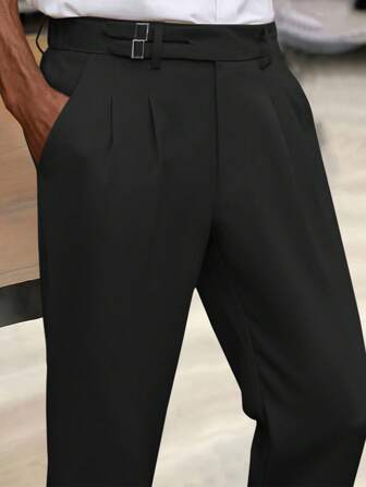 Manfinity Mode Mäns enfärgade plisserad midja Spänne Design Rak Lös Casual Suit Dress Byxor