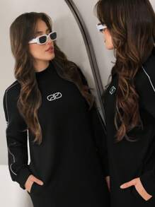 Mulvari High Collar Contrast Edge Pocket Front Print Long Sweatshirt - Black - View 3