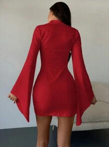 Aloruh 女士金属细节高领喇叭袖紧身迷你连衣裙 - 紅色 - 查看 2