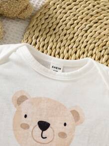 4pcs/Set Newborn White Plain Cute Baby Bear Print Short Sleeve Bodysuit With Footie, Bib & Hat, Summer Home Set Baby Clothes Sets Baby Outfit Sets Newborn Clothes Set Baby Sets Spring Summer Clothes