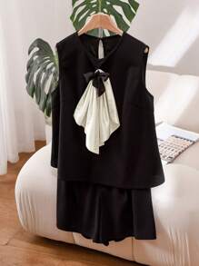 SHEIN Frenchy 大码优雅通勤休闲无袖圆领蝴蝶结衬衫和短裤套装 - 黑色 - 查看 1