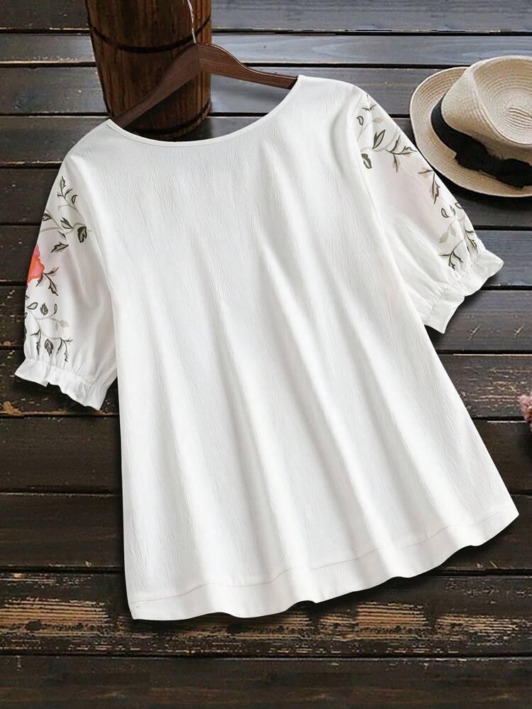Plus Size Women's Country Resort White Round Neck Spliced ​​Ruffle Flower Printed Puff Sleeve Blouse, Spring For Women Summer For Women