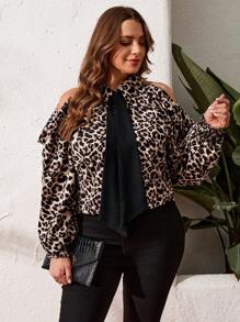 SHEIN LUNE Plus Size Fashionable Leopard Print Patchwork Open Shoulder Bell Sleeve Blouse - Beige - View 5