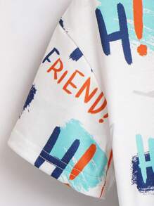 2 件套年轻男孩休闲韩国街头字母印花图案圆领宽松短袖 T 恤和短裤套装，适合通勤、上学、日常休闲、度假、运动、春夏