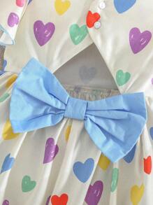Cozy Pixies Vestido de cuello redondo con volantes y lazo grande en contraste para el Día de San Valentín, con estampado de corazones de colores para bebé niña - Azul - Ver 7