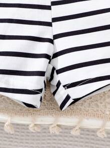 SHEIN Vintaside Kids Baby Girl Spring&Summer Casual Style ,Interlocking Short Sleeve Romper